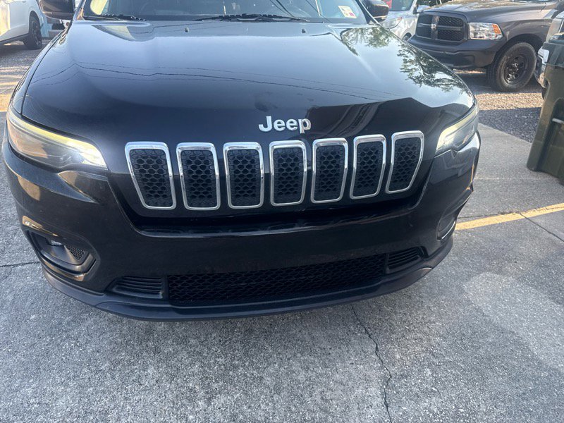 Used 2019 Jeep Cherokee Latitude Plus image 8