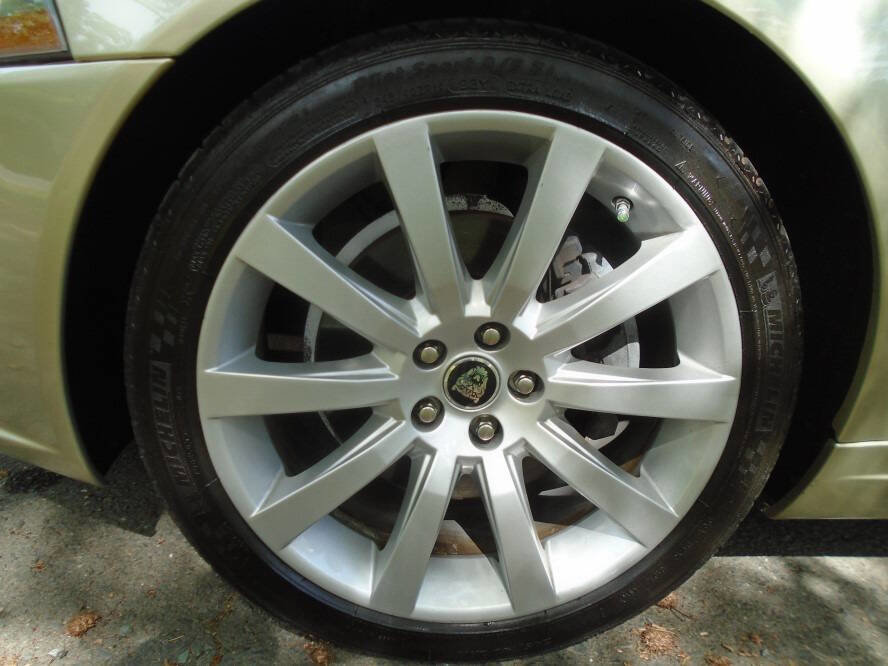 Used 2007 Jaguar XK Convertible image 22