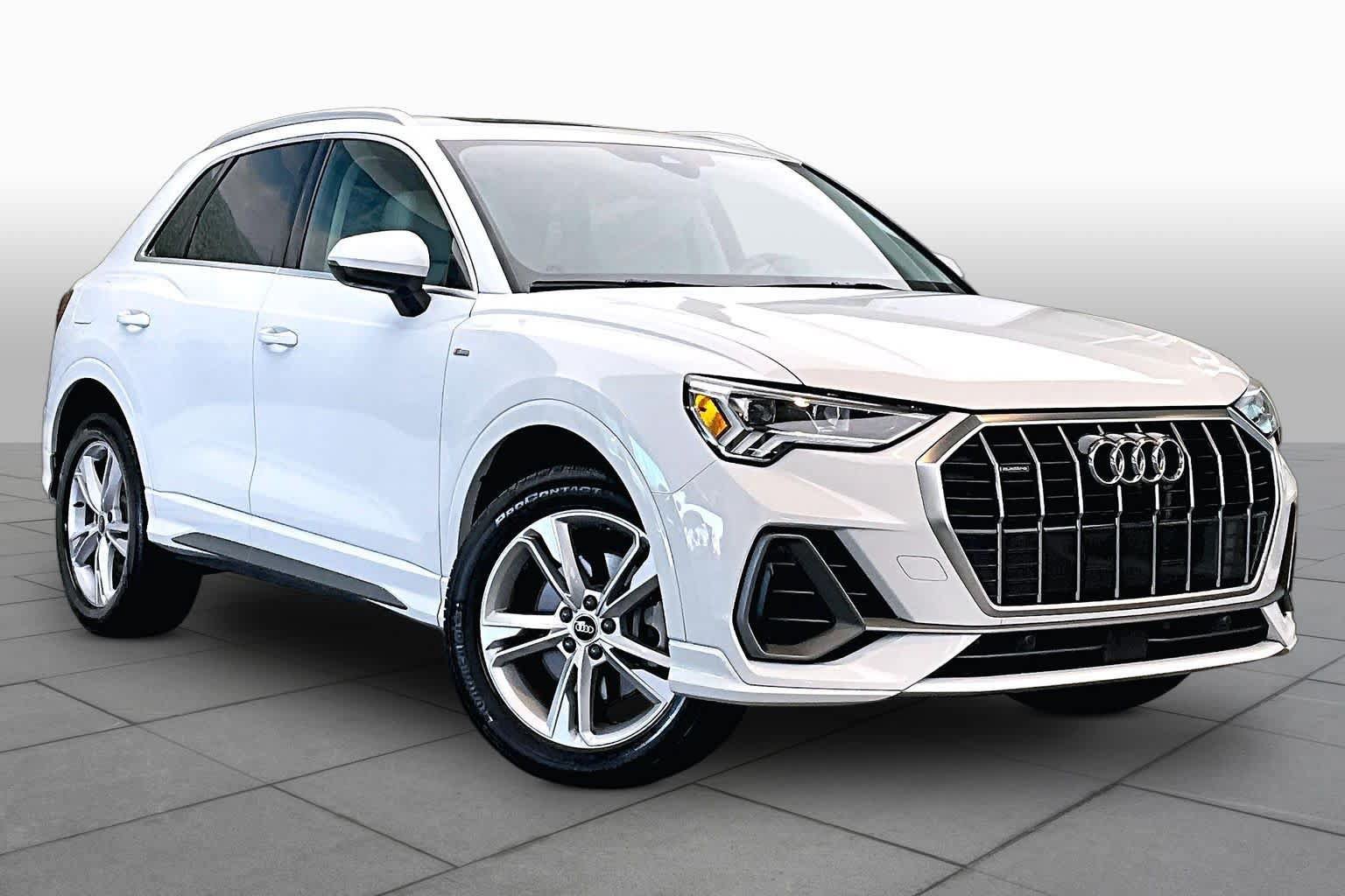 Used 2022 Audi Q3 2.0T Premium Plus w/ Premium Plus Package AWD/4WD image 3