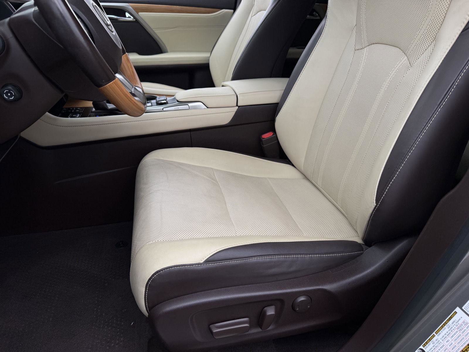 Used 2018 Lexus RX 350L FWD image 11