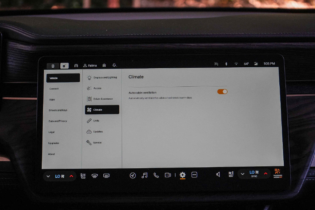 Used 2024 Rivian R1S Launch Edition Quad AWD/4WD image 14
