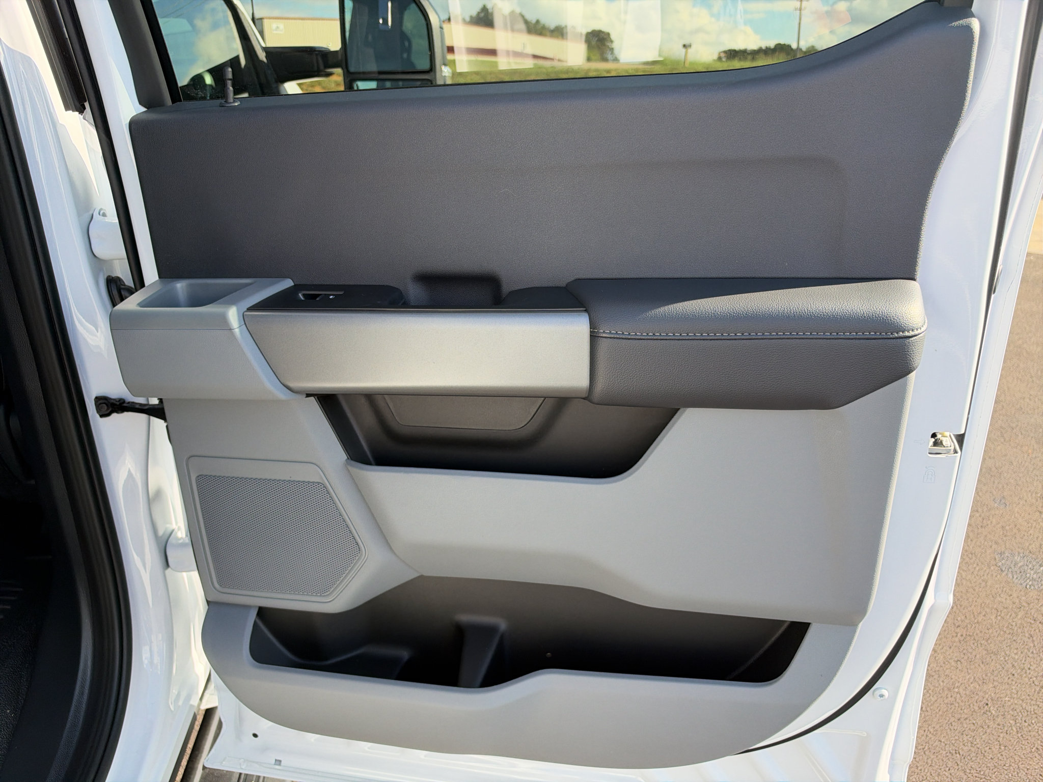 New 2027 Ford F250 XLT AWD/4WD image 18