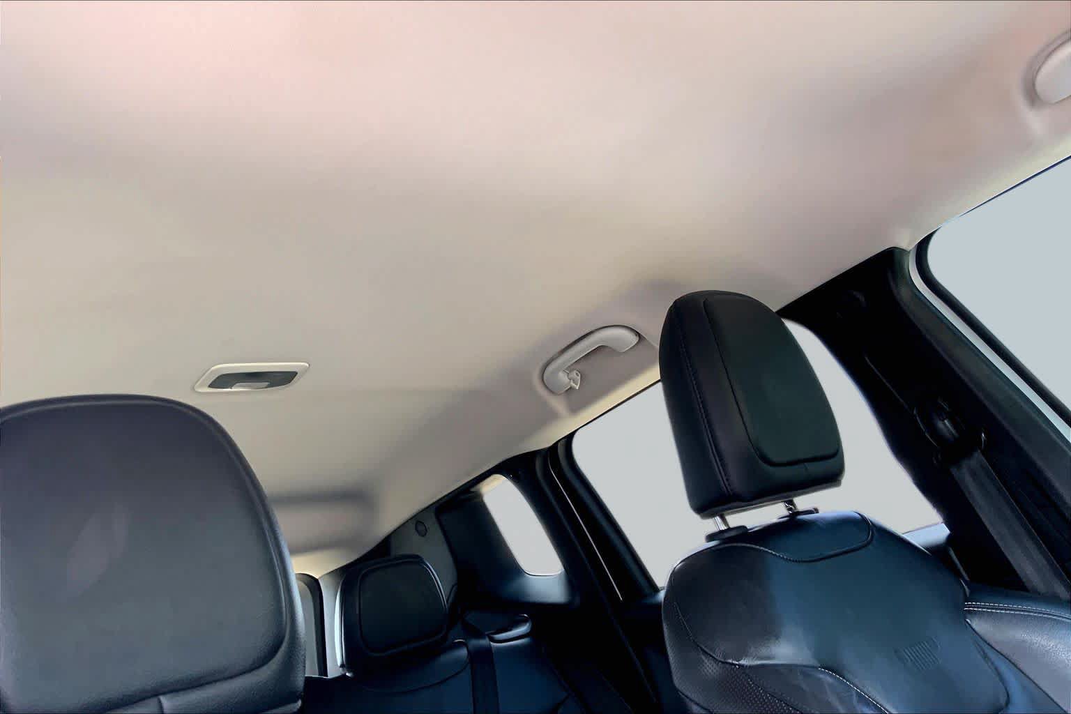 Used 2016 Jeep Renegade Limited FWD image 14