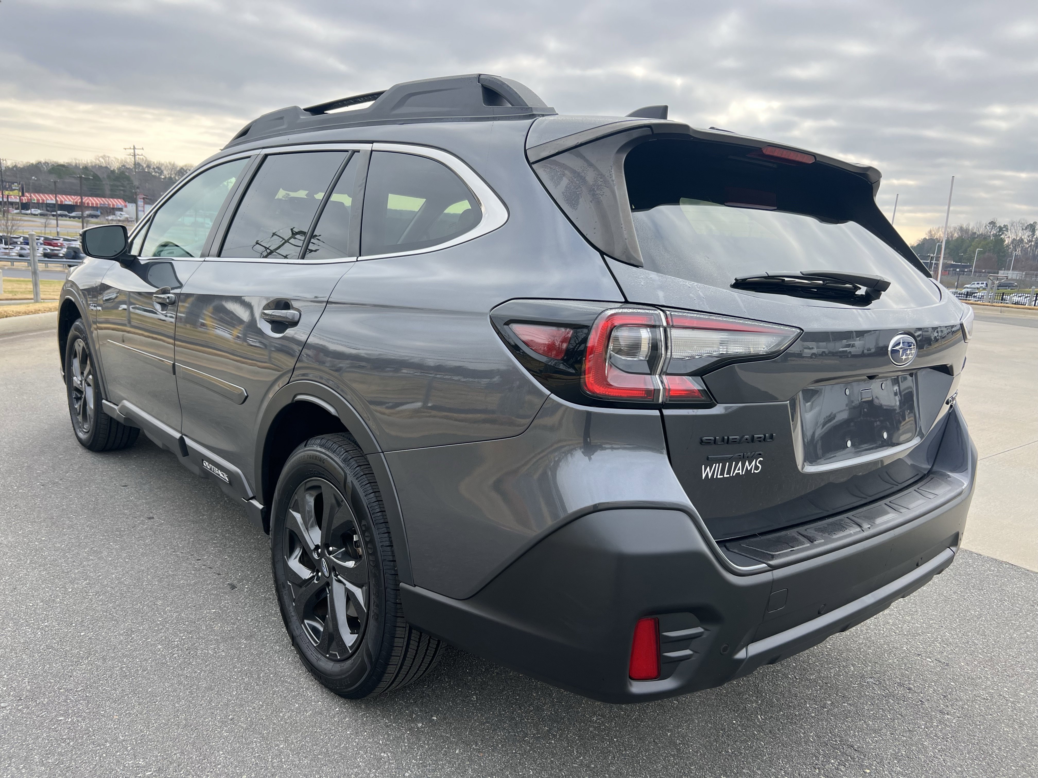 Used 2022 Subaru Outback Onyx Edition XT image 7