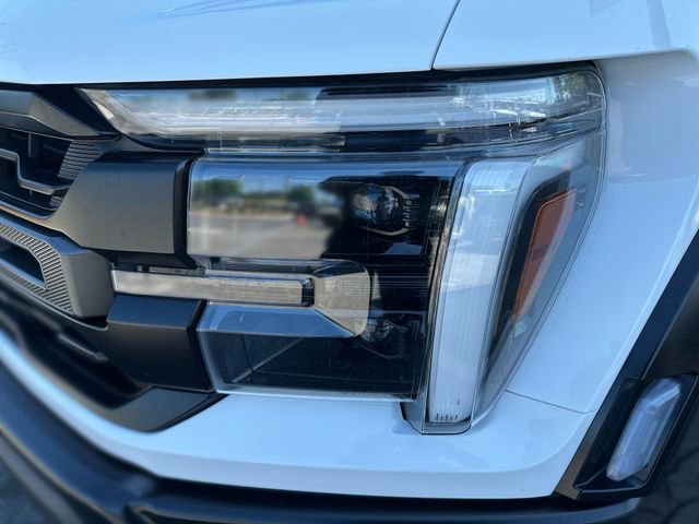 Certified 2025 Ford F150 Raptor AWD/4WD image 9