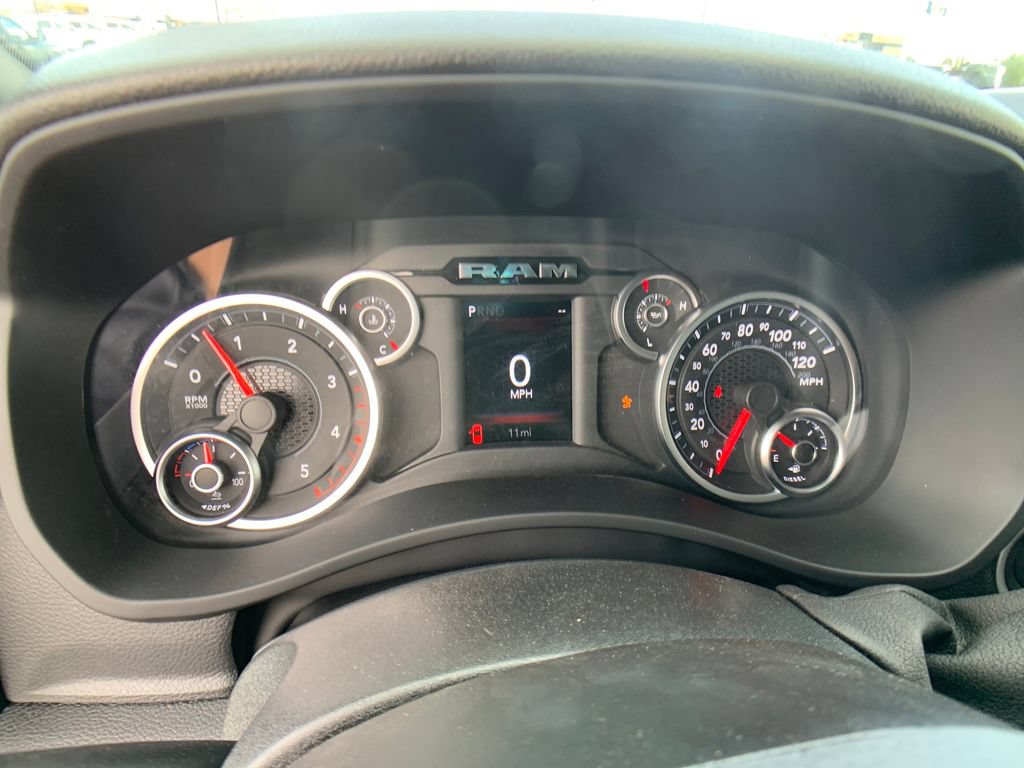 New 2026 RAM 2500 Tradesman AWD/4WD image 15