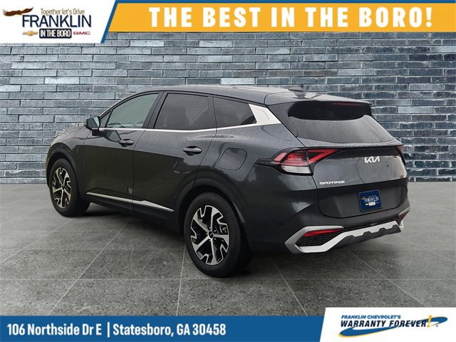 Used 2023 Kia Sportage EX image 3