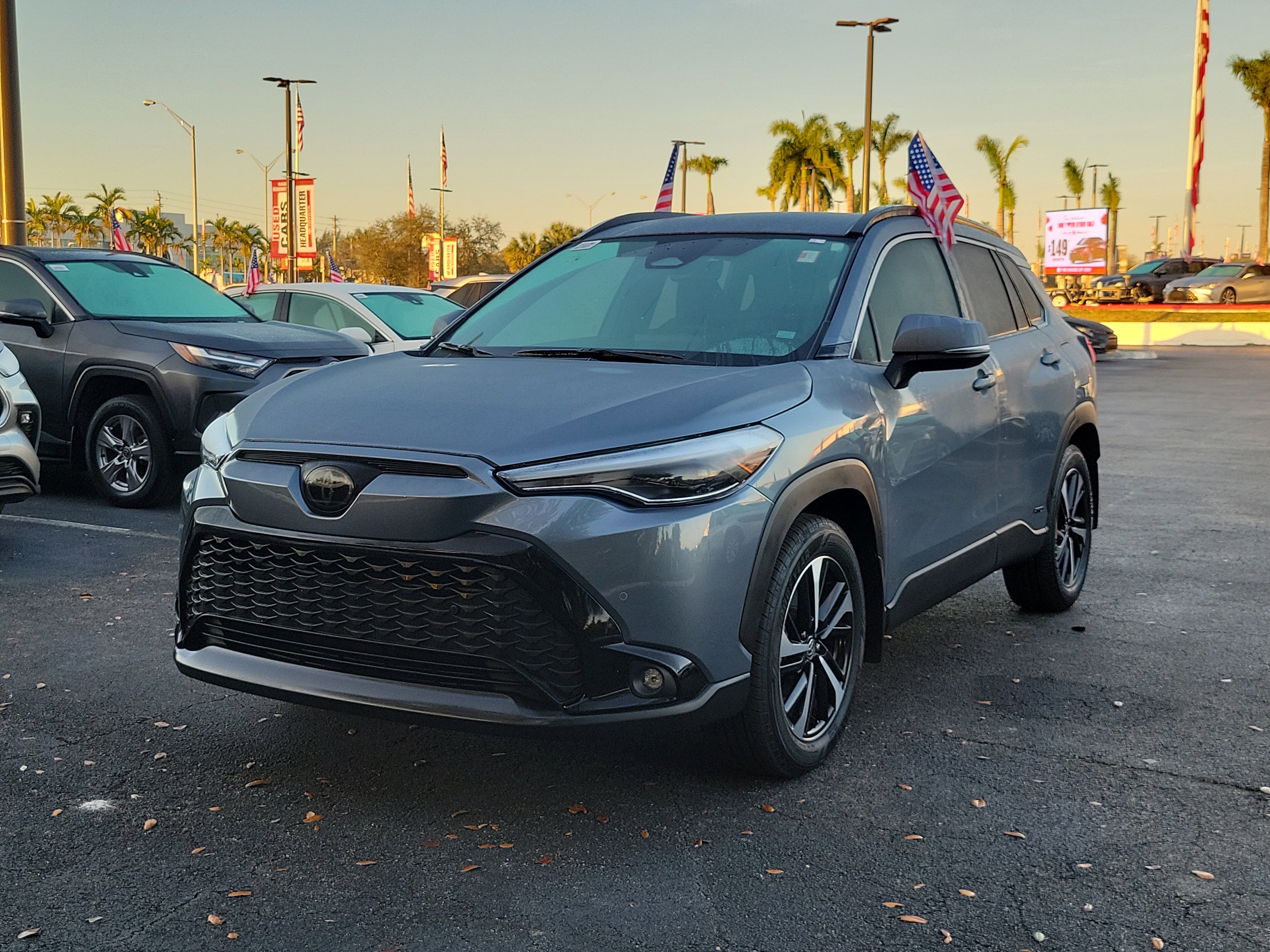 Used 2024 Toyota Corolla Cross SE image 5