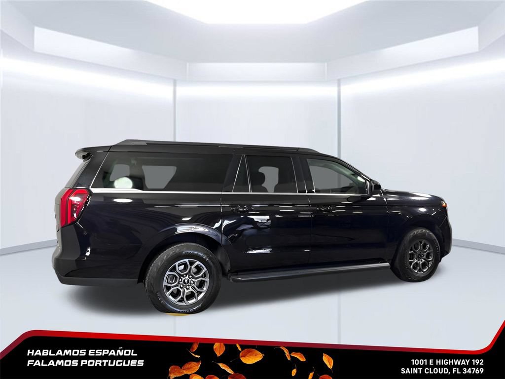 Used 2025 Ford Expedition Max Active AWD/4WD image 10