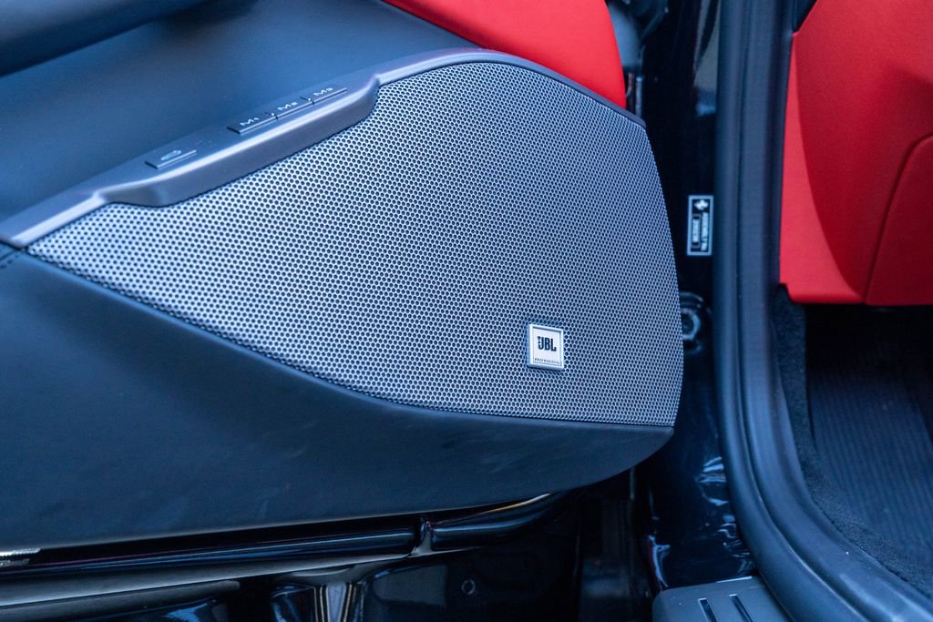 Certified 2022 Ferrari Portofino M image 29