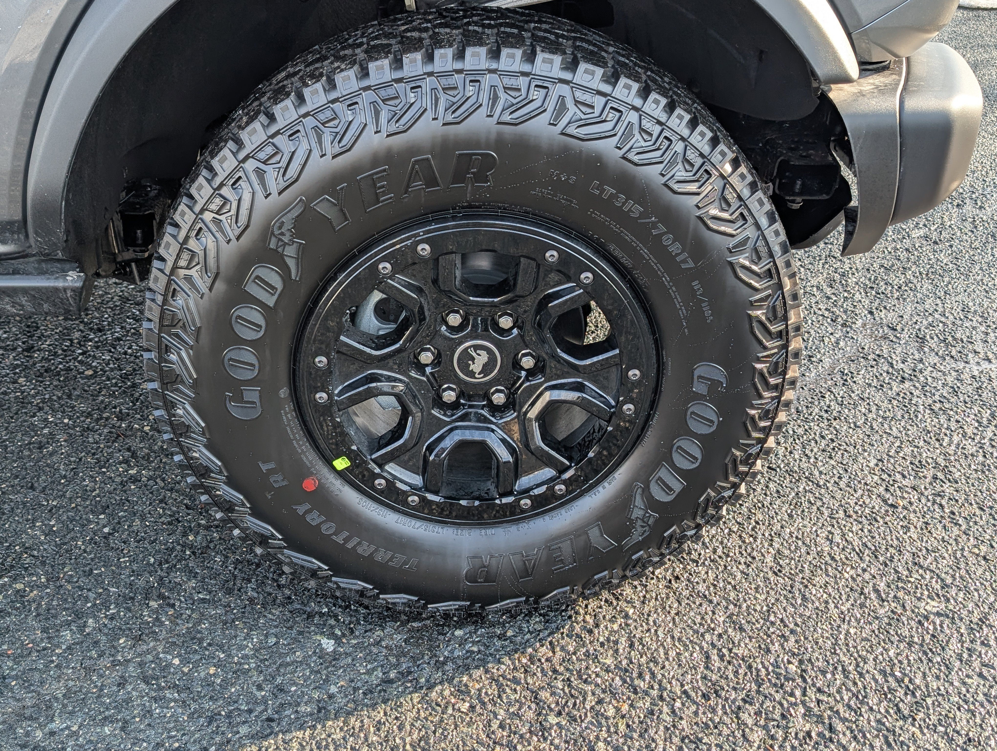 New 2026 Ford Bronco Badlands image 6