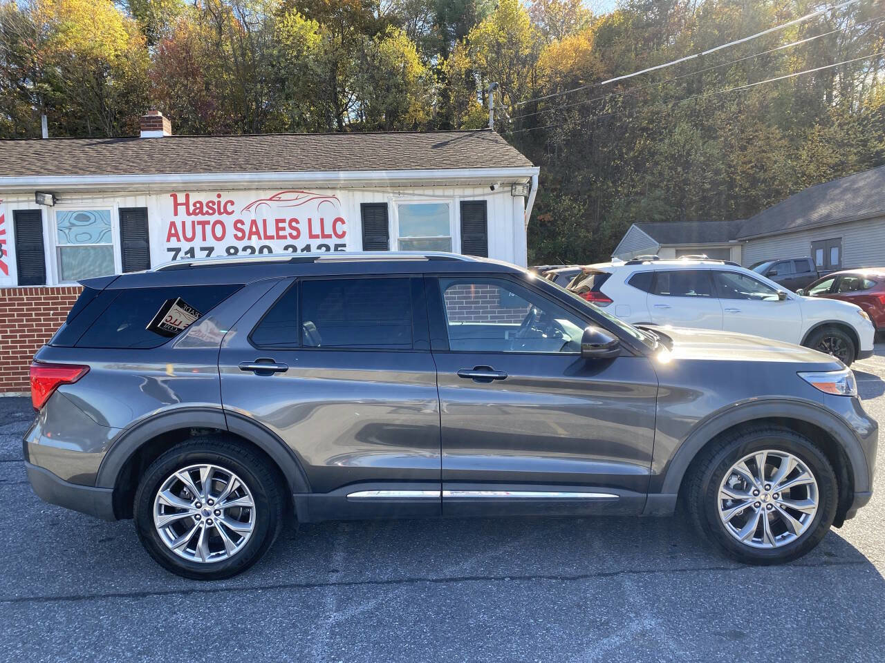 Used 2020 Ford Explorer Limited RWD image 4