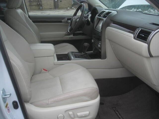 Used 2015 Lexus GX 460 w/ Premium Package AWD/4WD image 29