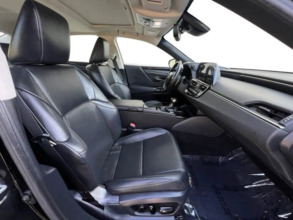 Used 2023 Lexus ES 350 w/ Accessory Package (Z1) FWD image 13