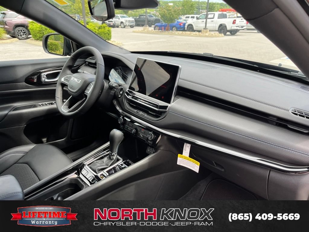 New 2026 Jeep Compass Latitude AWD/4WD image 27
