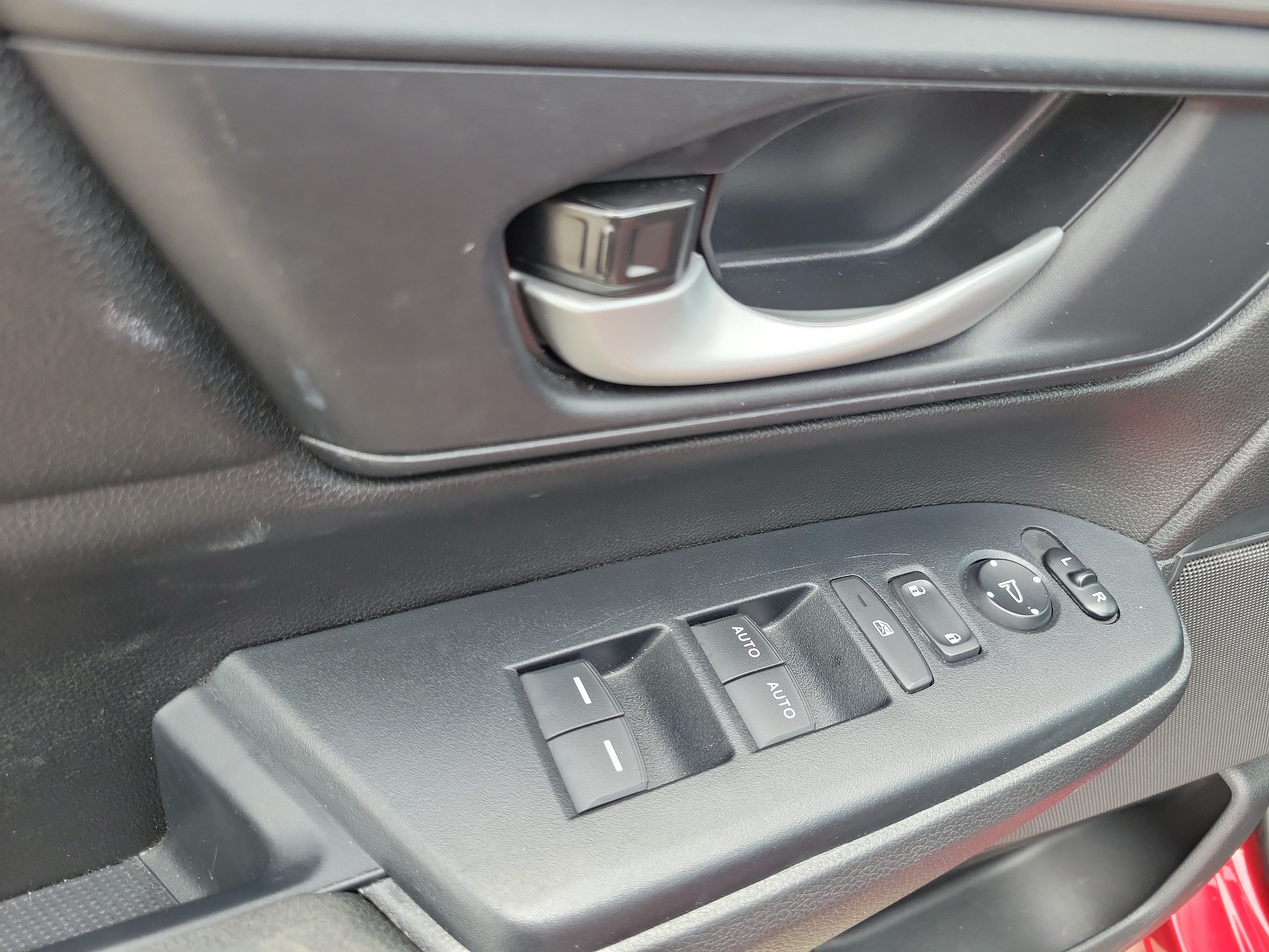 Used 2022 Honda CR-V Special Edition image 21