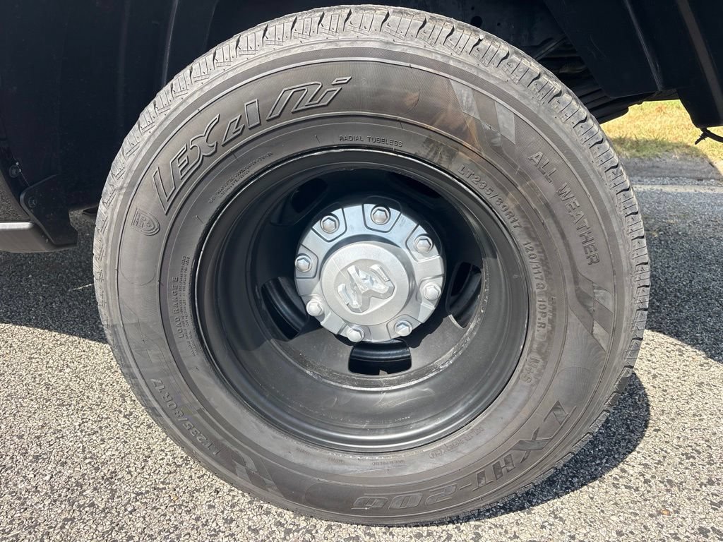 Used 2024 RAM 3500 Tradesman AWD/4WD image 18