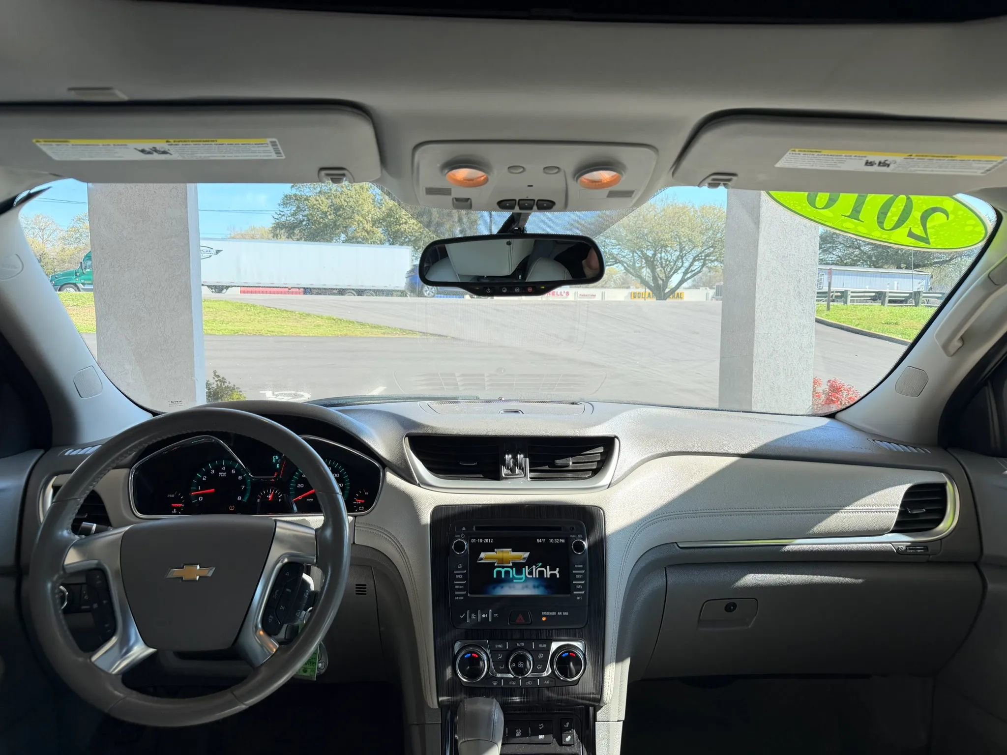 Used 2016 Chevrolet Traverse LT image 7