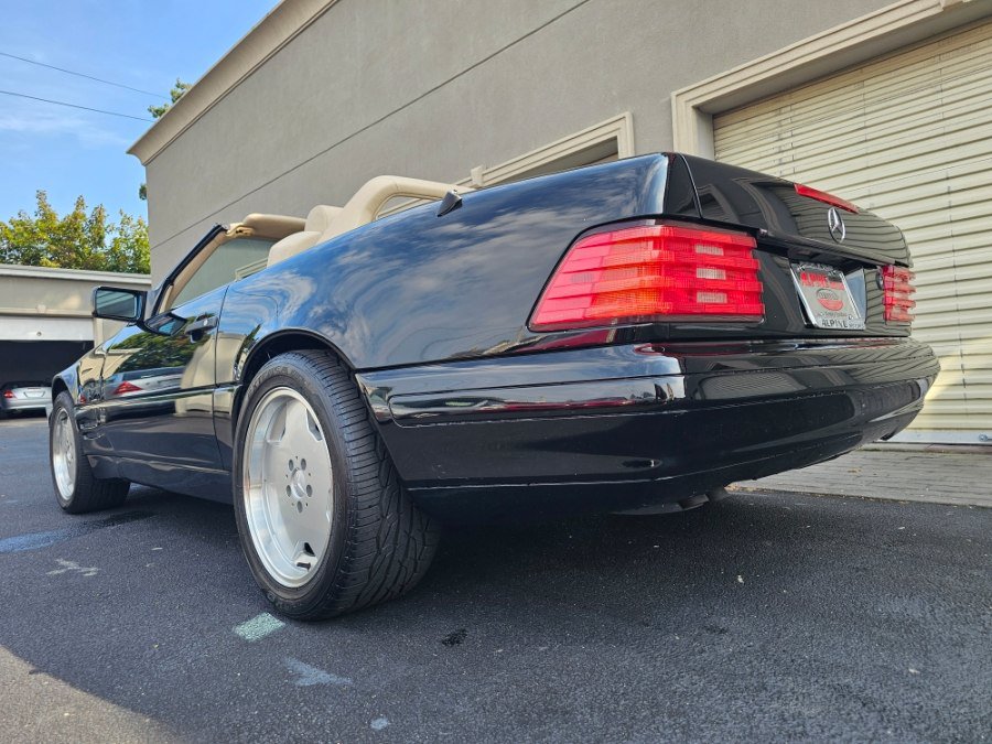 Used 1996 Mercedes-Benz SL 320 image 6
