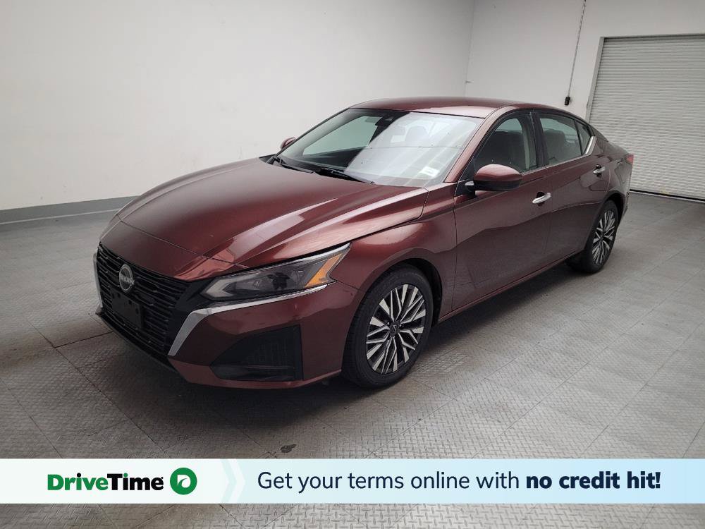 Used 2023 Nissan Altima 2.5 SV FWD image 1