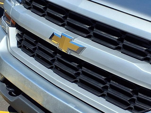 Used 2018 Chevrolet Silverado 1500 Custom w/ Custom Value Package image 24