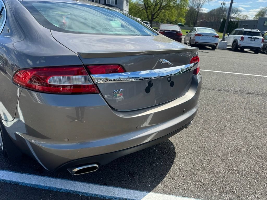 Used 2009 Jaguar XF Premium RWD image 14