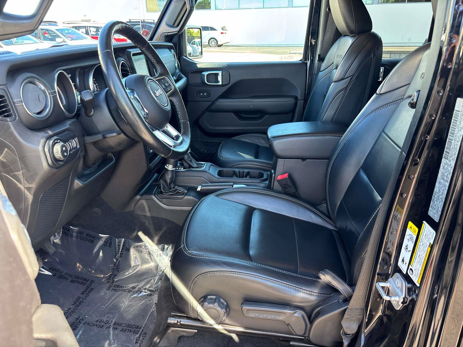 Used 2020 Jeep Gladiator Overland AWD/4WD image 7