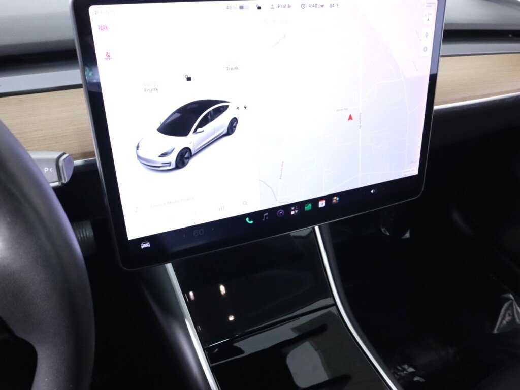 Used 2020 Tesla Model 3 Standard Range Plus RWD image 13