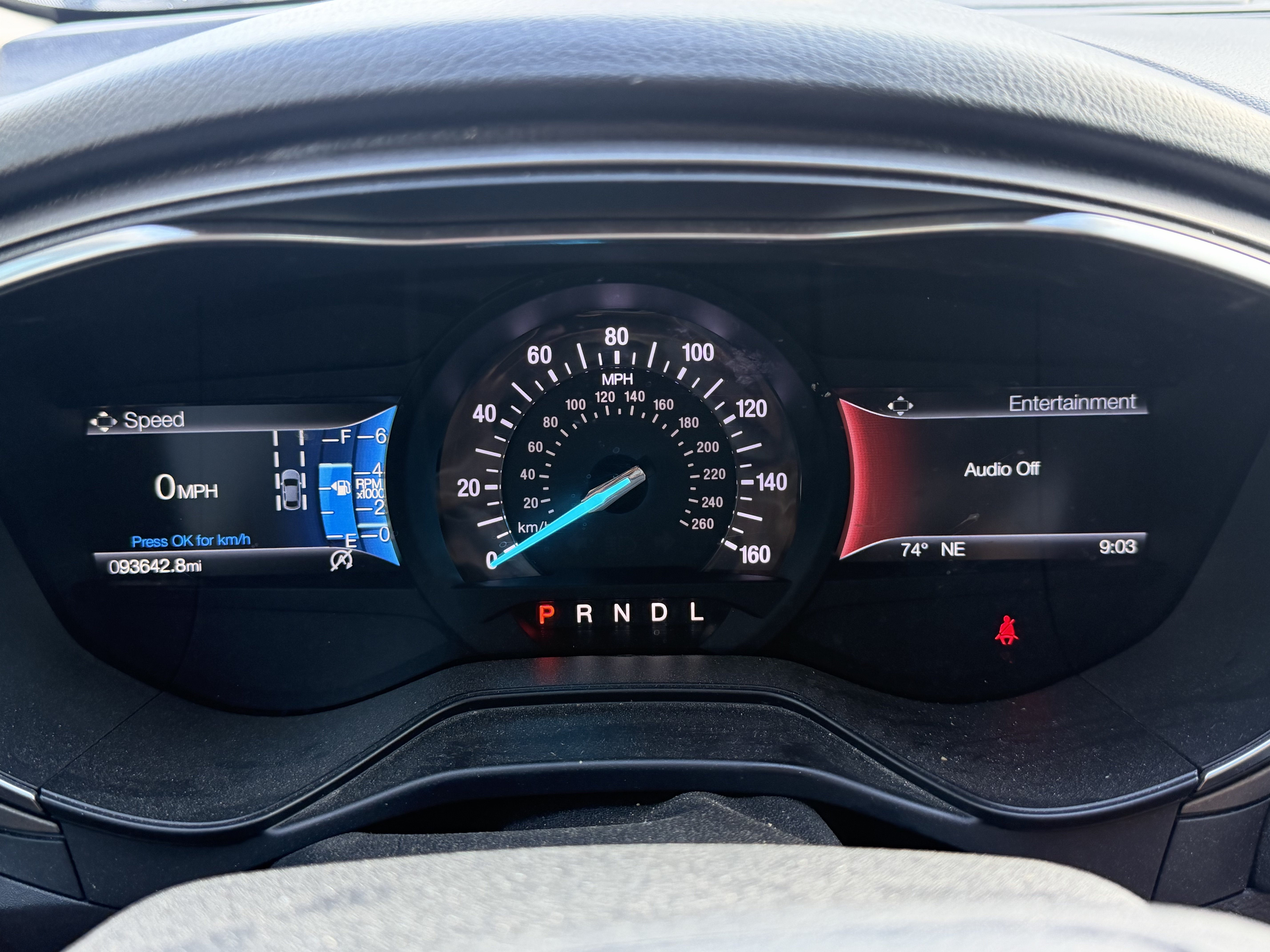 Used 2020 Ford Fusion SE FWD image 11