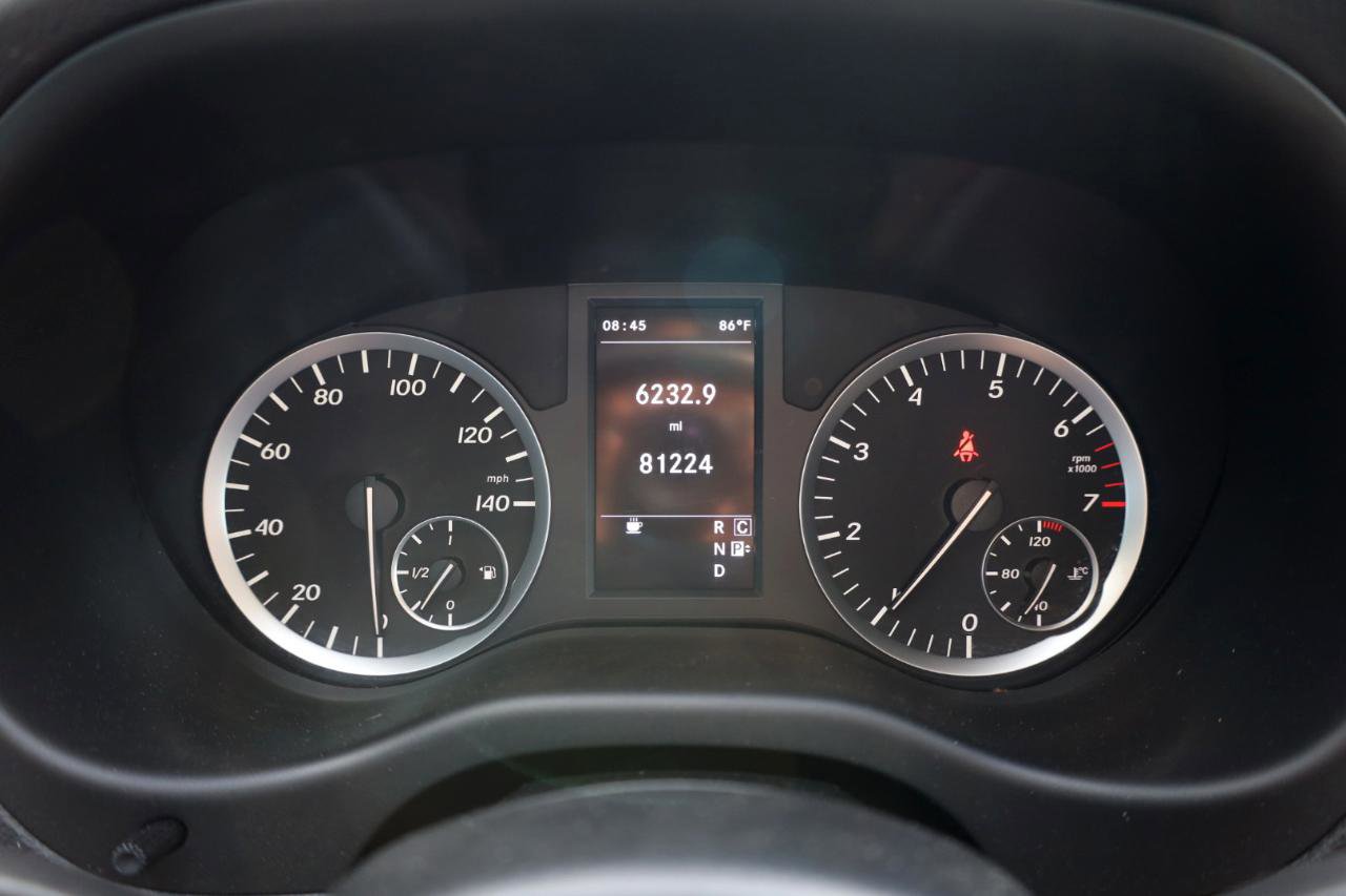 Used 2019 Mercedes-Benz Metris Passenger image 9
