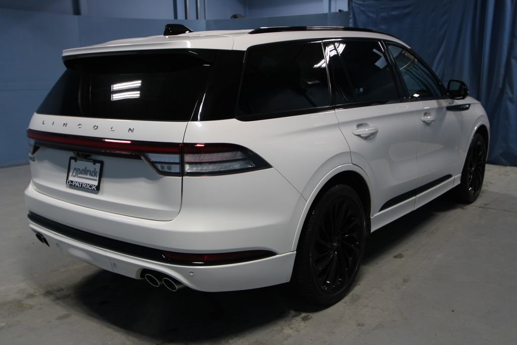 Used 2025 Lincoln Aviator Reserve w/ Equipment Group 201A image 34