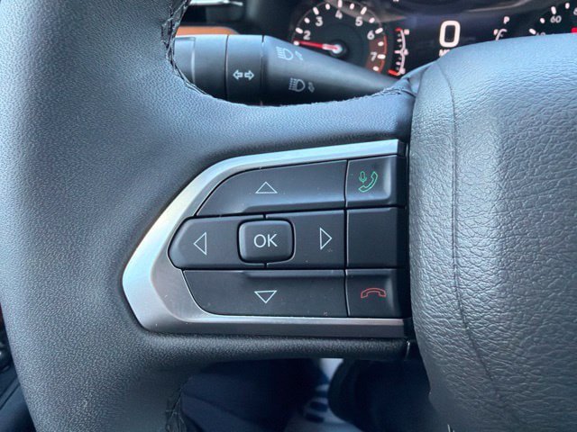 Certified 2025 Jeep Compass Limited AWD/4WD image 19