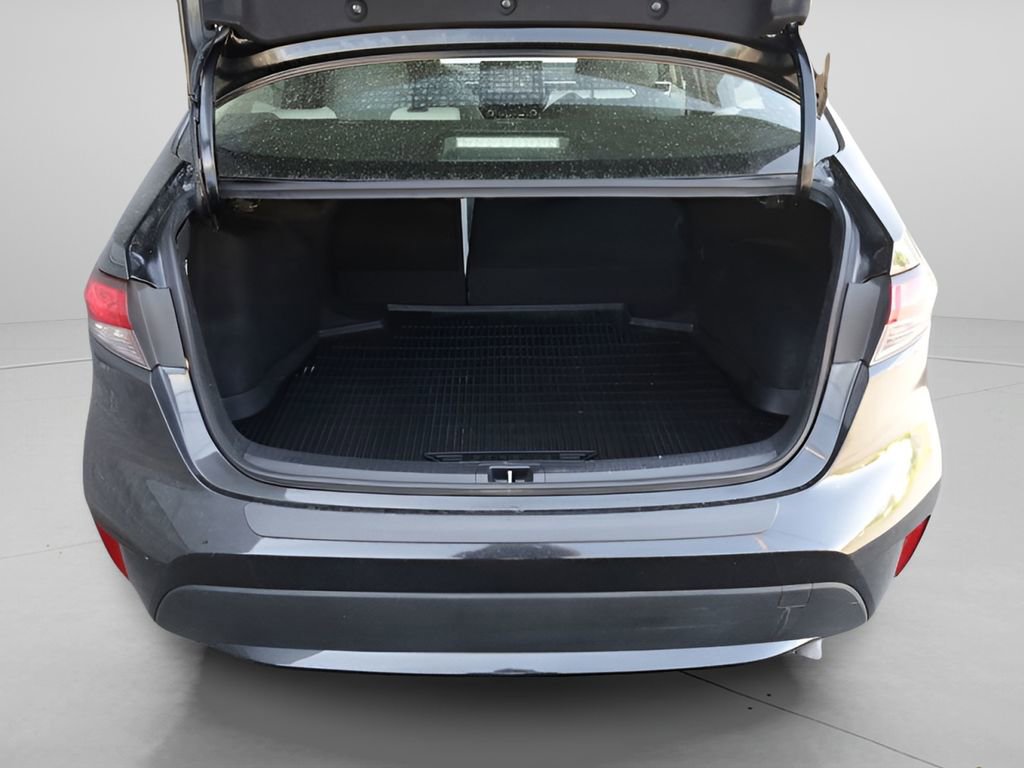 Certified 2022 Toyota Corolla LE FWD image 11