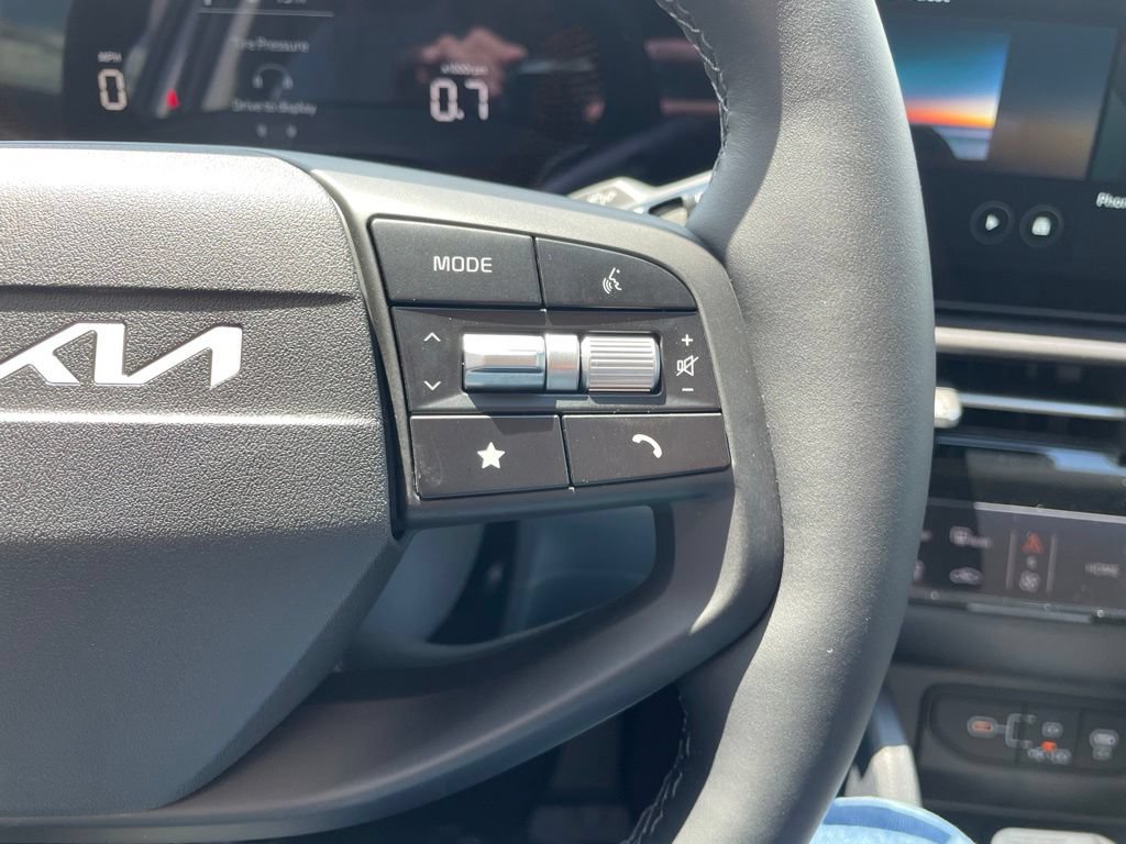 New 2026 Kia Sportage EX FWD image 27
