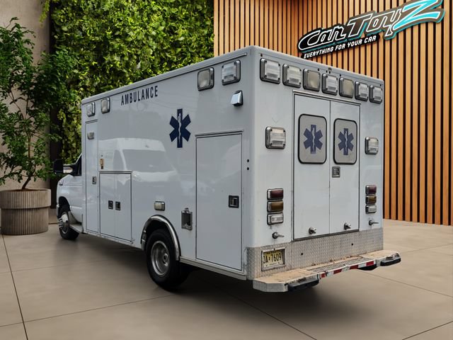 Used 2013 Ford E-450 and Econoline 450 Super Duty w/ Ambulance Prep Pkg RWD image 21