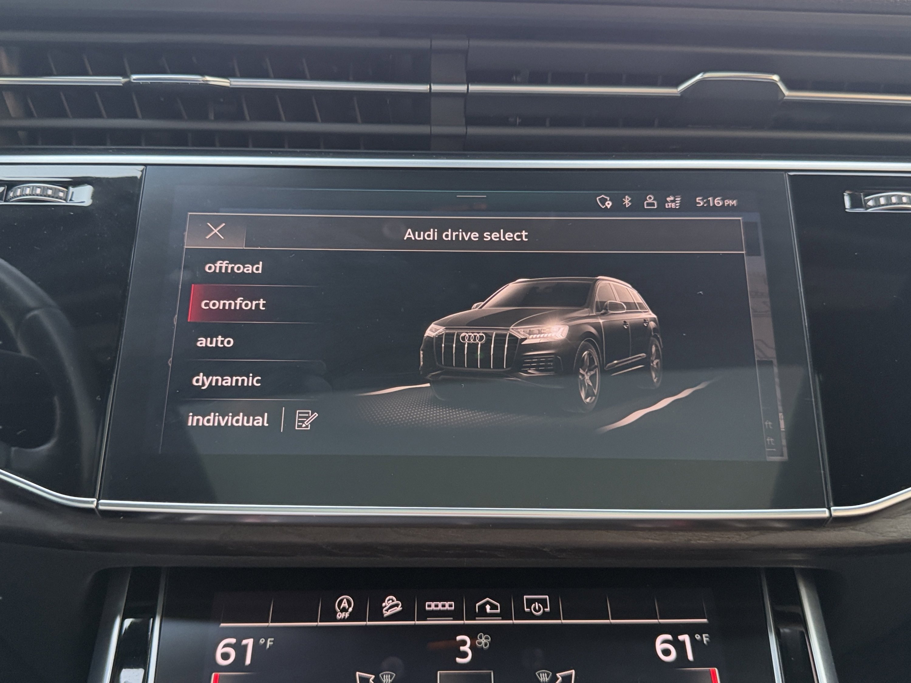 Used 2021 Audi Q7 2.0T Premium w/ Convenience Package AWD/4WD image 58