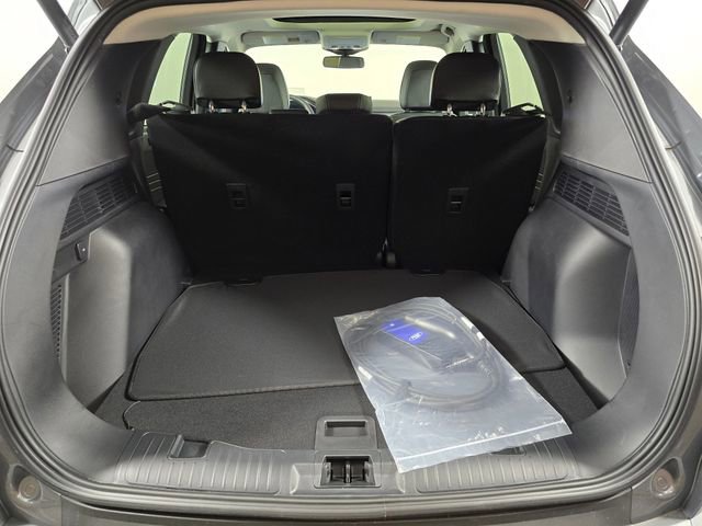 Used 2024 Ford Escape SE w/ PHEV Premium Package image 16