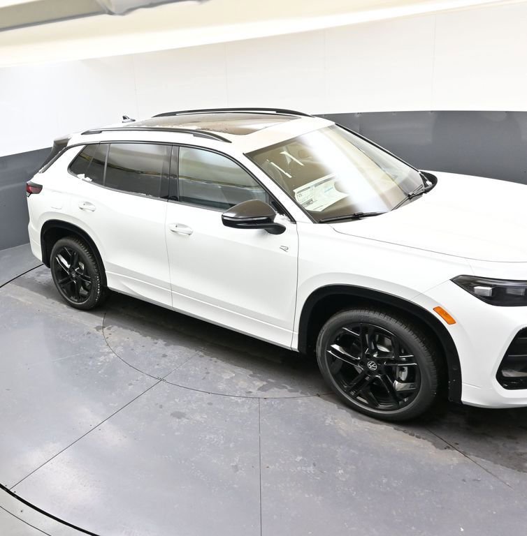 New 2026 Volkswagen Tiguan SE R-Line image 51