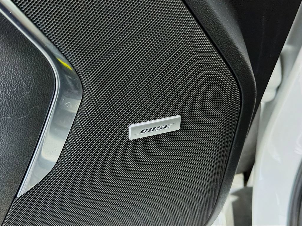 Used 2023 Chevrolet Suburban High Country RWD image 23