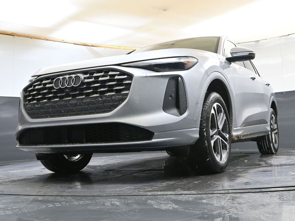 Certified 2025 Audi Q5 Premium Plus w/ Premium Plus image 30