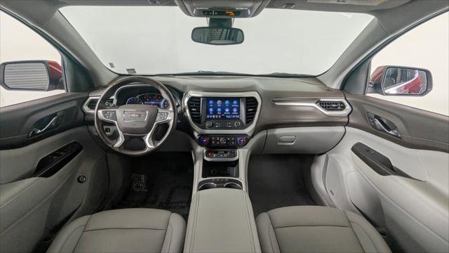 Used 2023 GMC Acadia SLT image 29