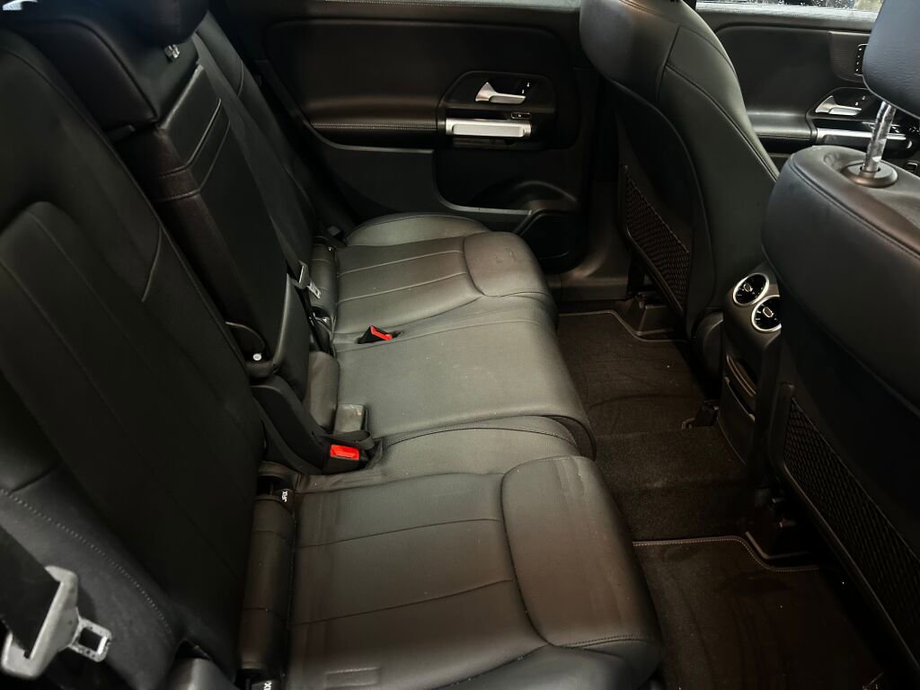 Certified 2022 Mercedes-Benz GLB 250 4MATIC image 25