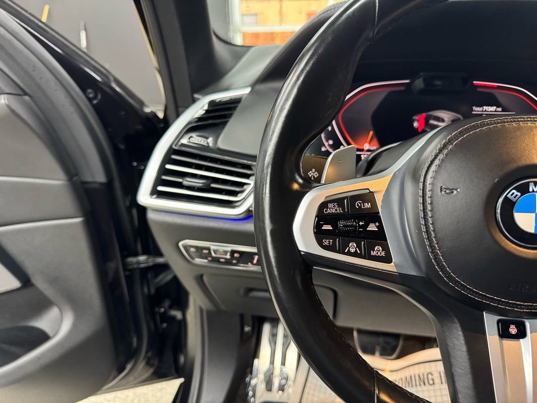 Used 2019 BMW X5 xDrive50i w/ M Sport Package image 26