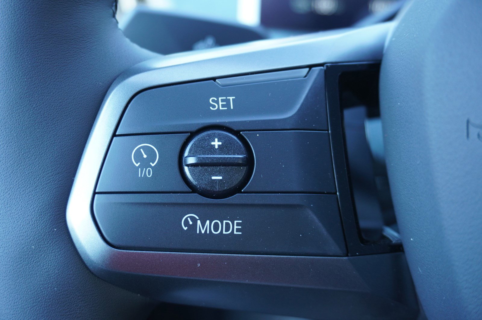 New 2025 BMW iX xDrive50 image 15