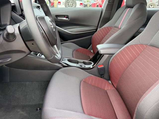 Used 2025 Toyota Corolla SE image 13
