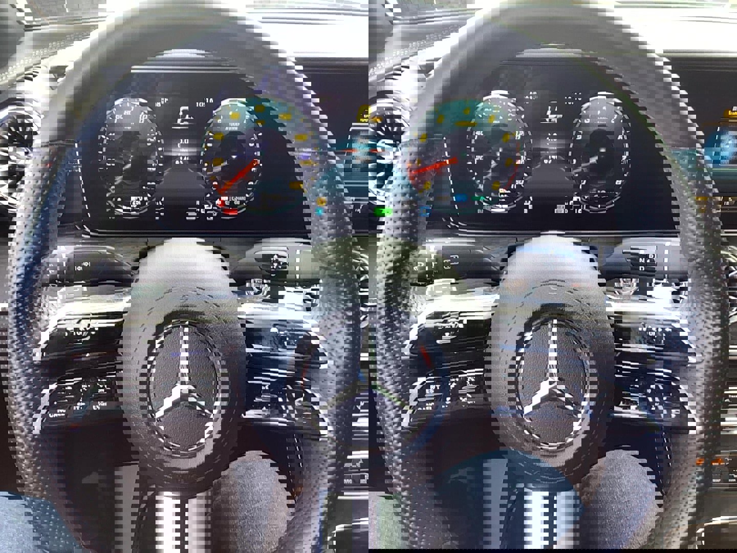 Used 2022 Mercedes-Benz E 450 Coupe w/ AMG Line image 10