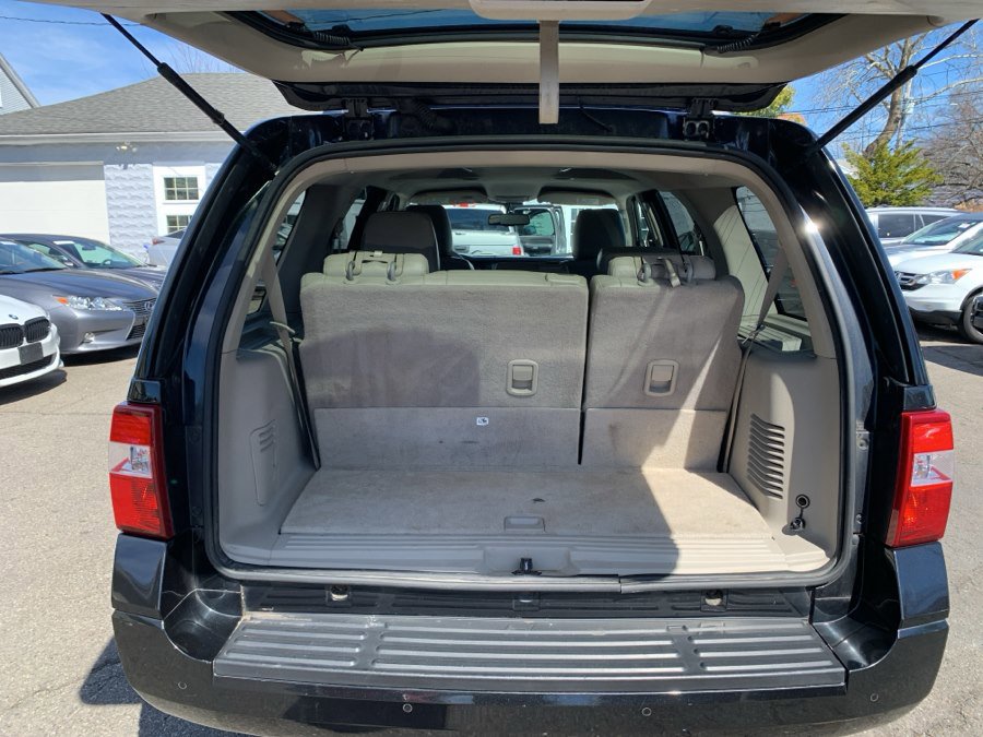 Used 2014 Ford Expedition XLT AWD/4WD image 18