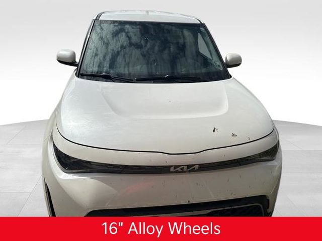 Used 2023 Kia Soul LX w/ LX Technology Package image 10