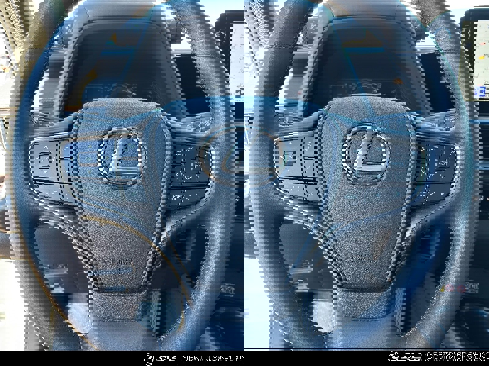 Certified 2024 Lexus UX 250h FWD image 28