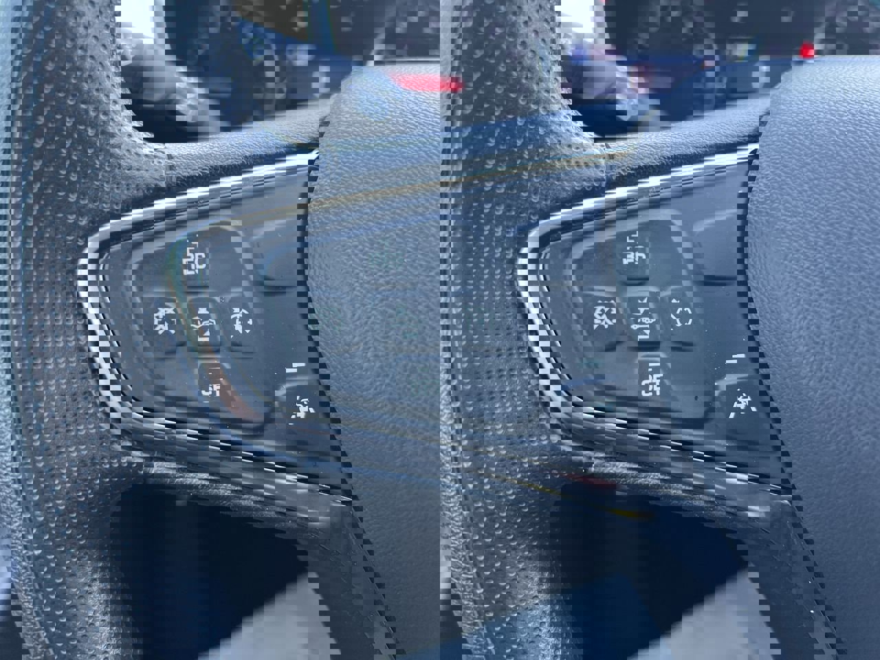 Used 2024 Chevrolet Equinox LS w/ LS Convenience Package FWD image 19